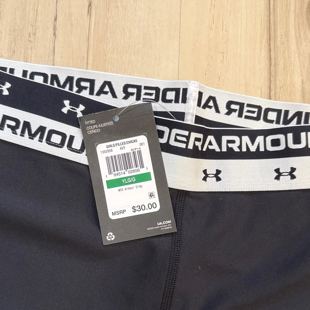 Under Armour stretchy black